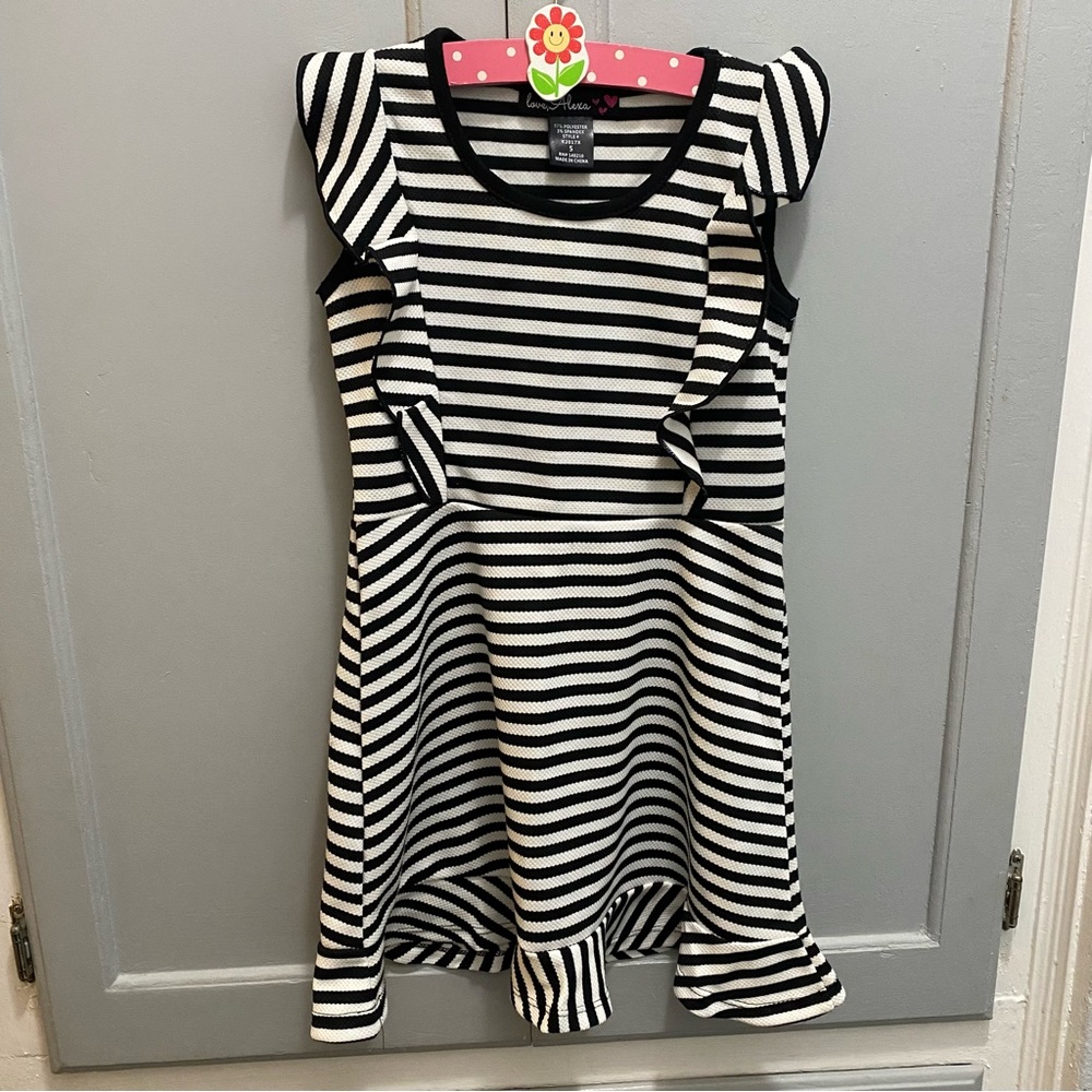 Black and White Striped Dress by Love Alexa, Girls Size 5,